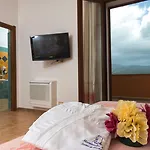Montiruju فندق