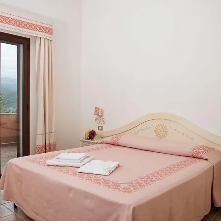 מלון Montiruju Santa Maria