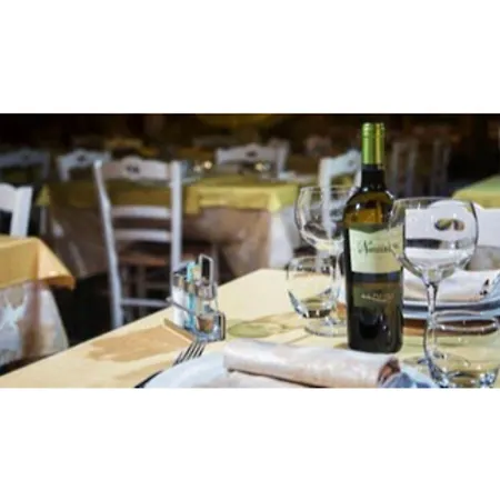 מלון Montiruju 4*