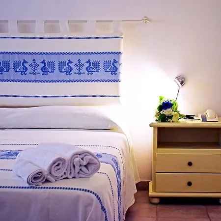 Hotel Montiruju Santa Maria Coghinas