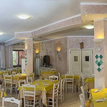 Montiruju Hotel 4*