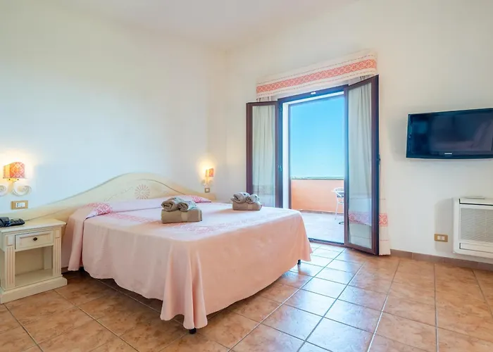 Montiruju Hotel